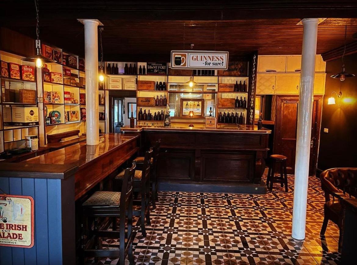Villa Tw O Connell Old World Irish Pub Cahersiveen Esterno foto
